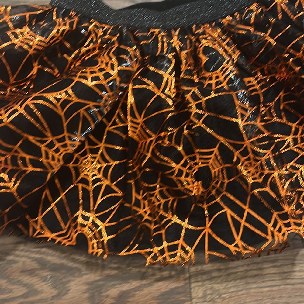 Girls Halloween tulle skirt 3T EUC - Picture 3 of 5